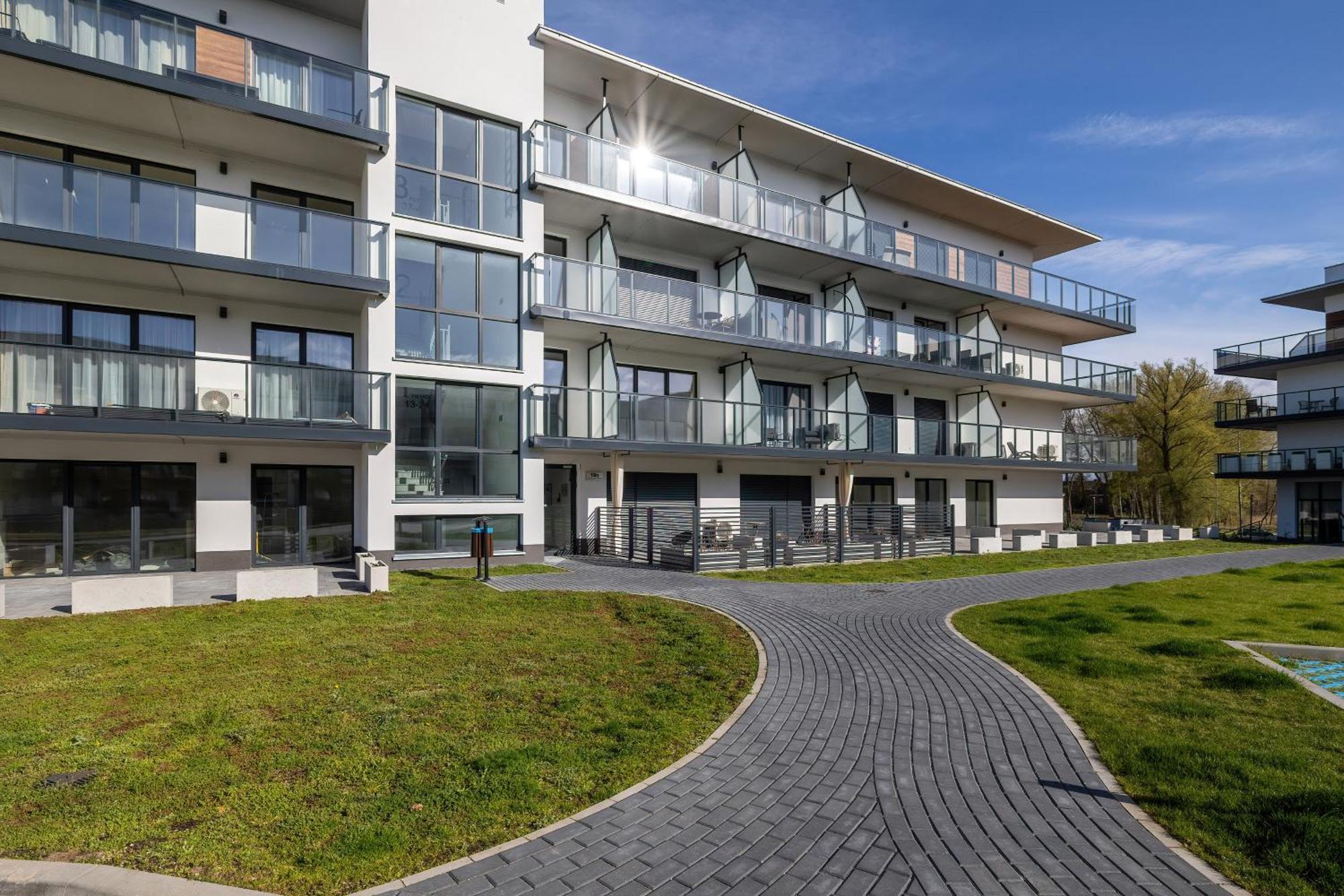 Wellness & Spa Resort Dziwnow Riverfront Apartments With Parking By Noclegi Renters Eksteriør billede