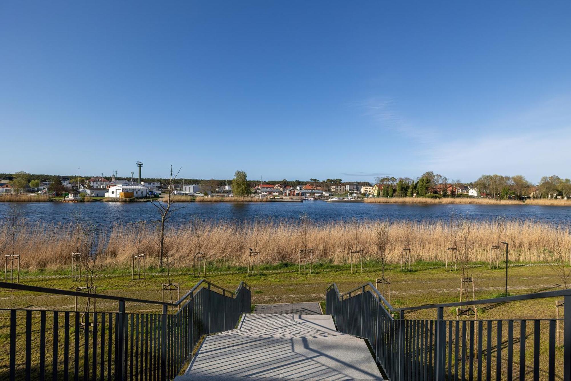 Wellness & Spa Resort Dziwnow Riverfront Apartments With Parking By Noclegi Renters Eksteriør billede